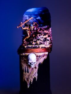 Here is the #miniatureofthemonth from the #warhammer store. Our local store had a painting contest so I decided to see how grand I could make this little guy. #flesheatercourts #ageofsigmar #miniaturepainting